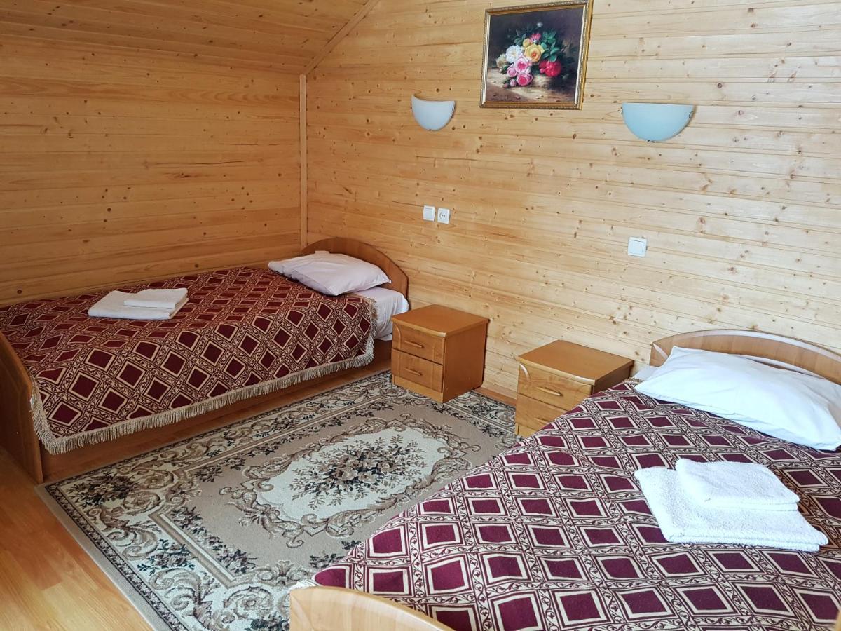 Karpatski Zori Hotel Bukovel Bilik gambar