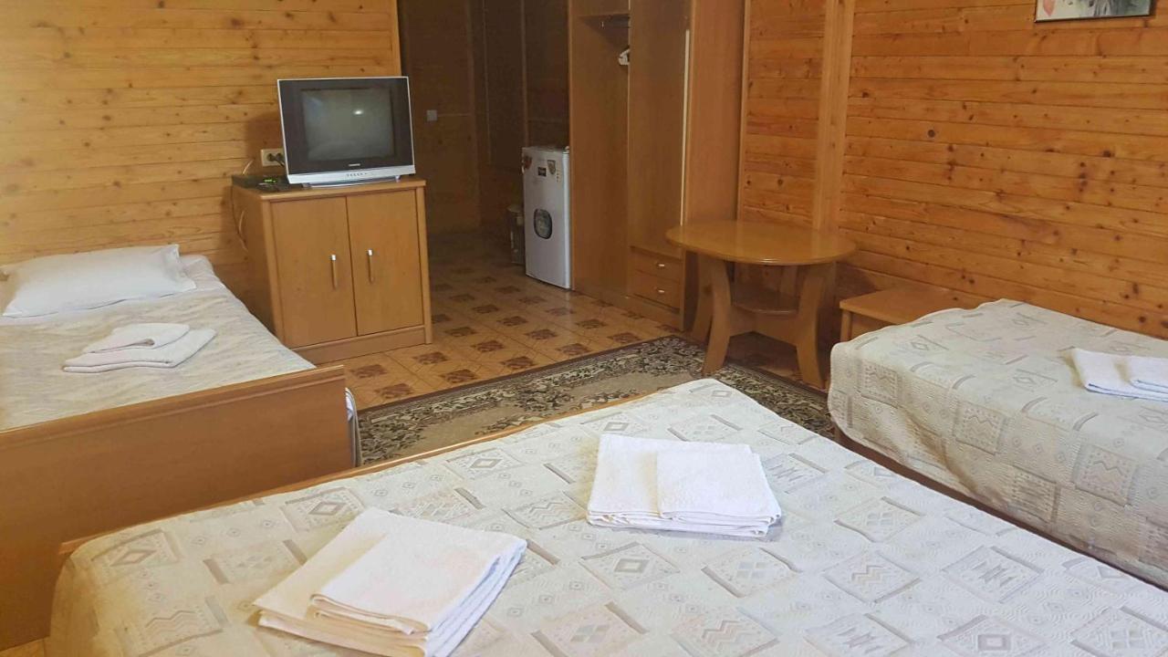 Karpatski Zori Hotel Bukovel Luaran gambar