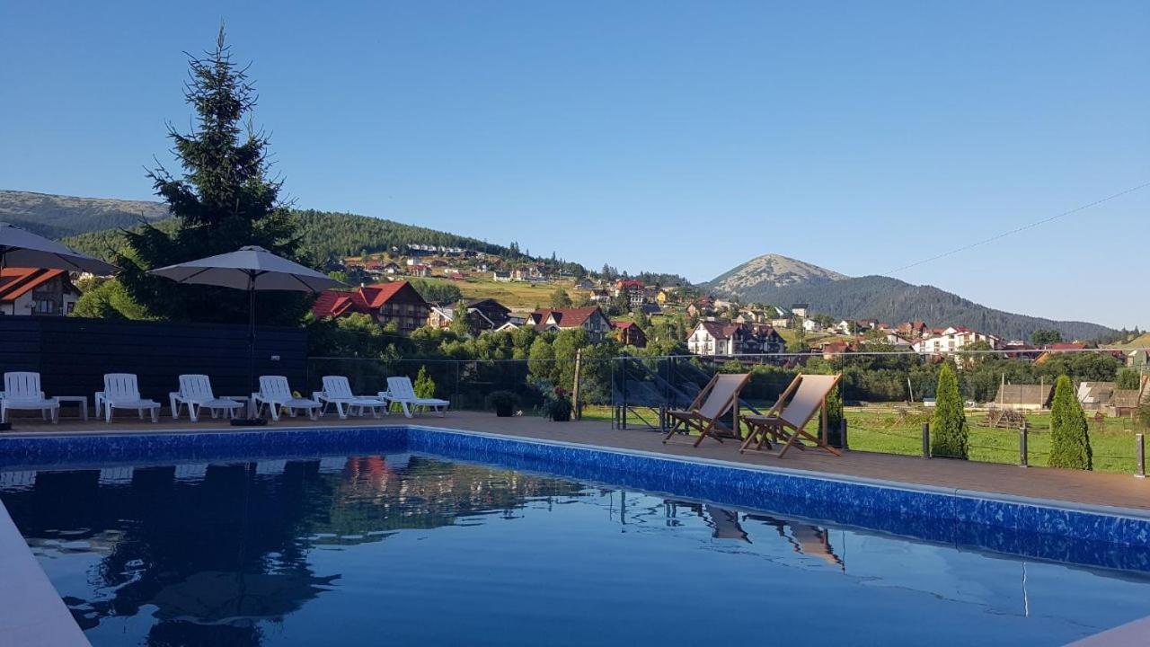 Karpatski Zori Hotel Bukovel Luaran gambar